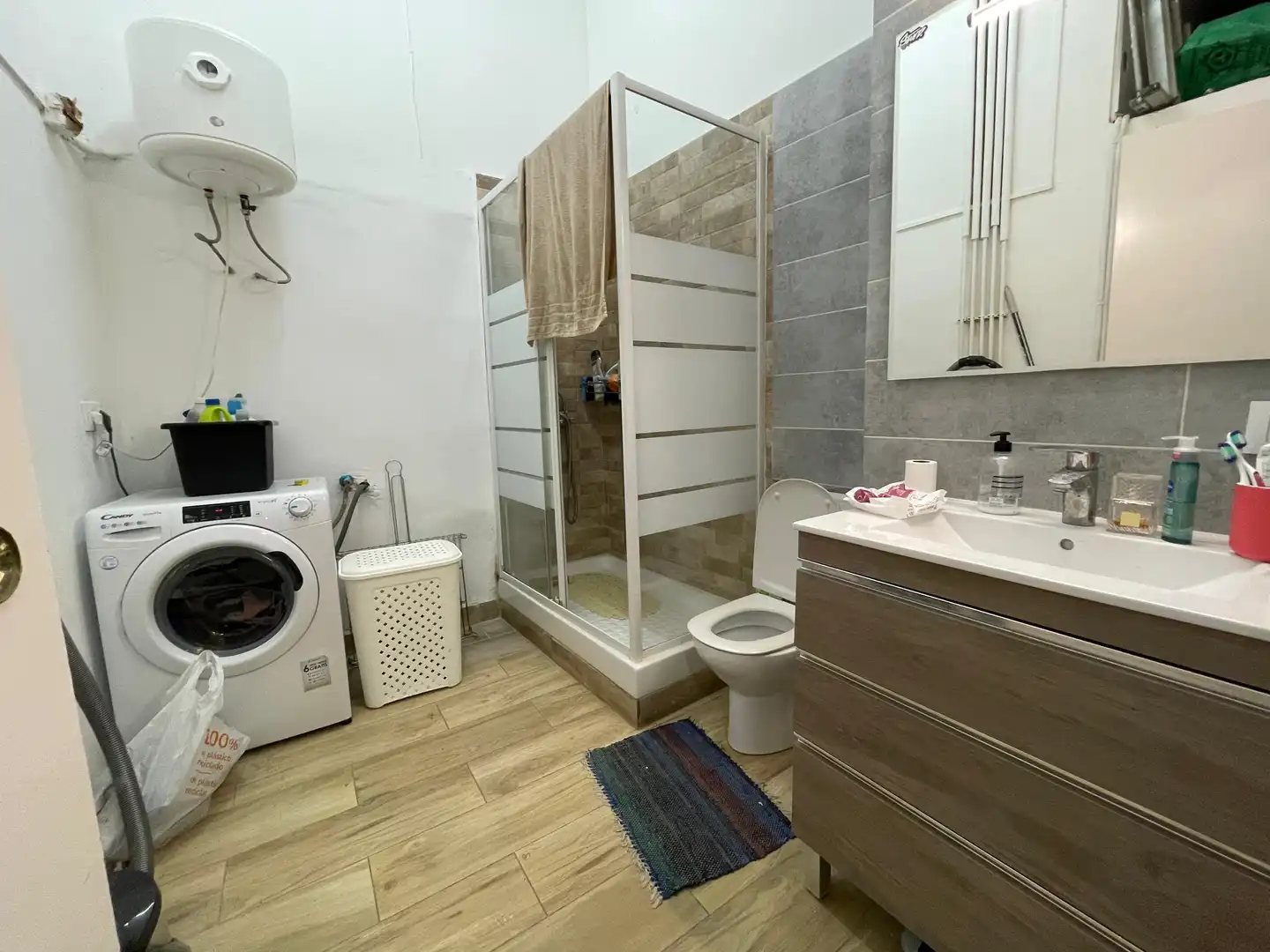 Bany de Local en venda en L'Hospitalet de Llobregat