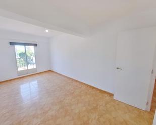 Bedroom of Flat to rent in Alcalá de Henares  with Terrace