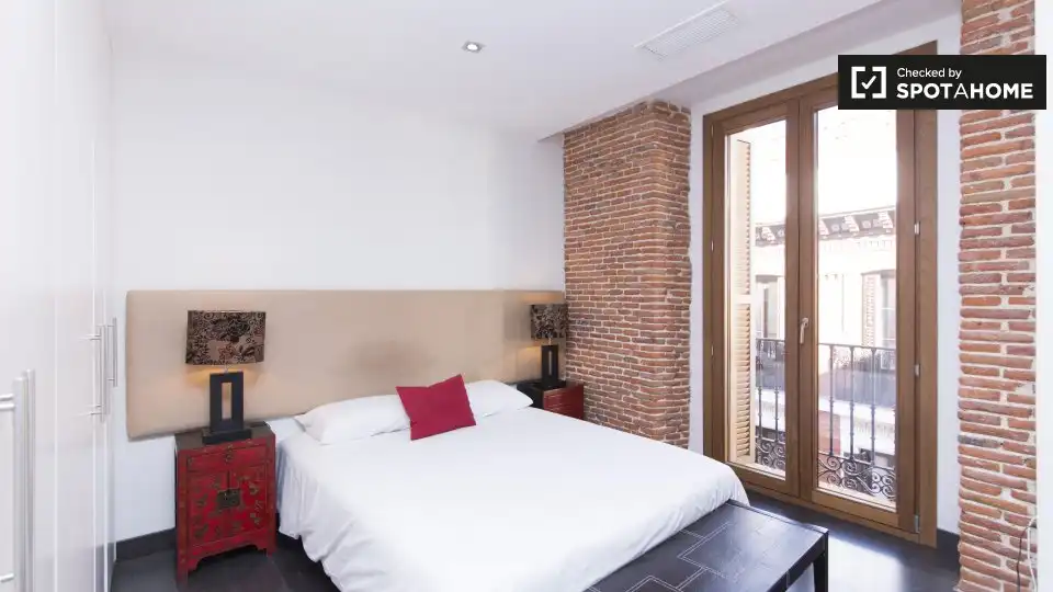 Appartamento con terrazza in affitto a Centro, imagen 15