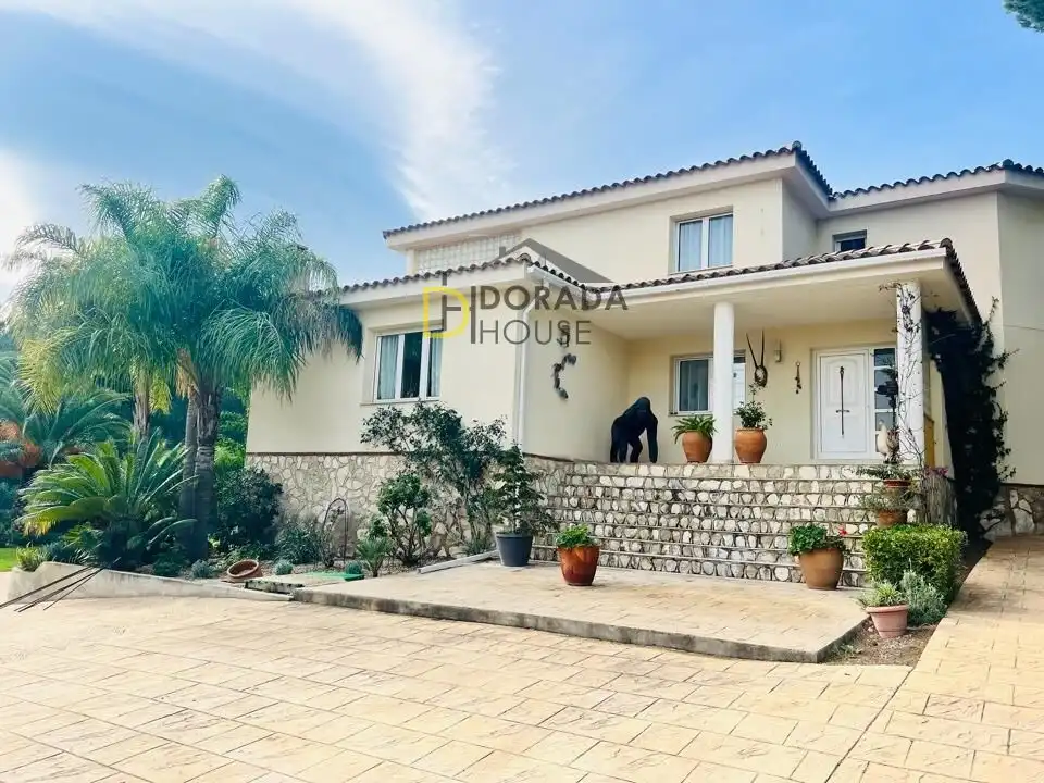 Villa con piscina in vendita a Carrer BOLETS, imagen 4