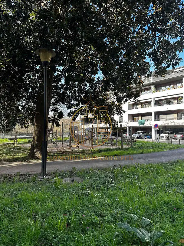 Jardí de Pis en venda en Irura amb Jardí privat, Terrassa i Balcó