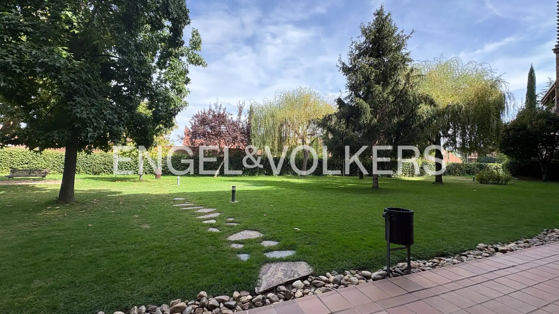 Flat with terrace to rent in Zona Carretera del Plantío, imagen 4