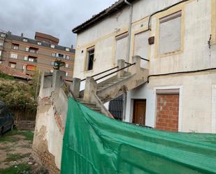 Vista exterior de Pis en venda en Miranda de Ebro amb Terrassa