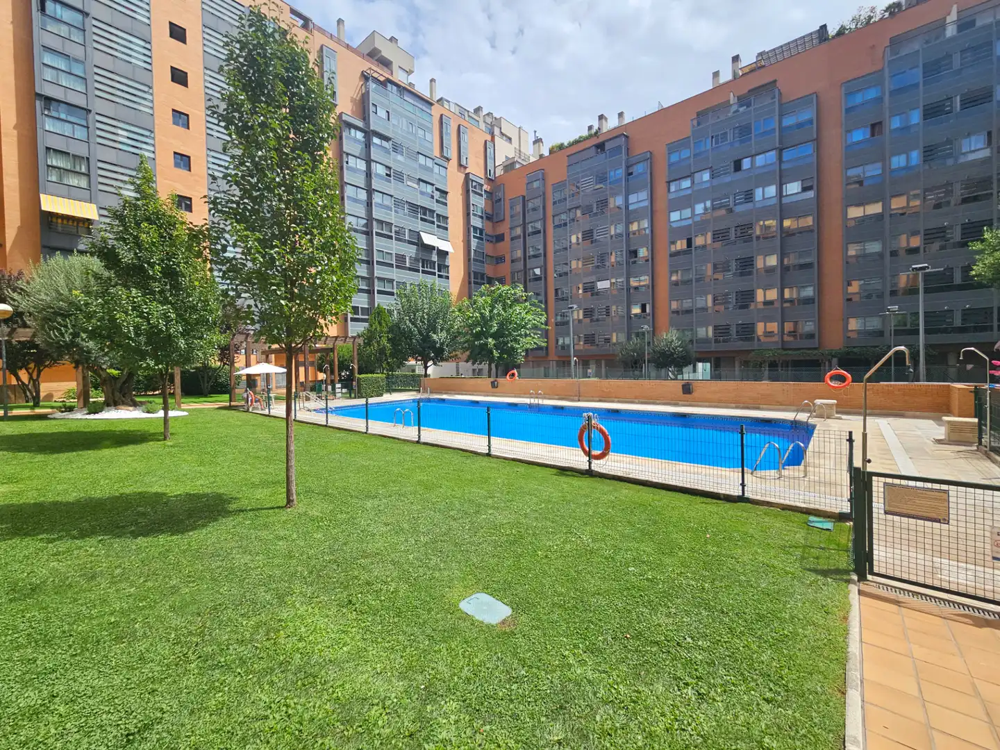 Pis amb piscina en venda a Calle de Ariel 4, imagen 31