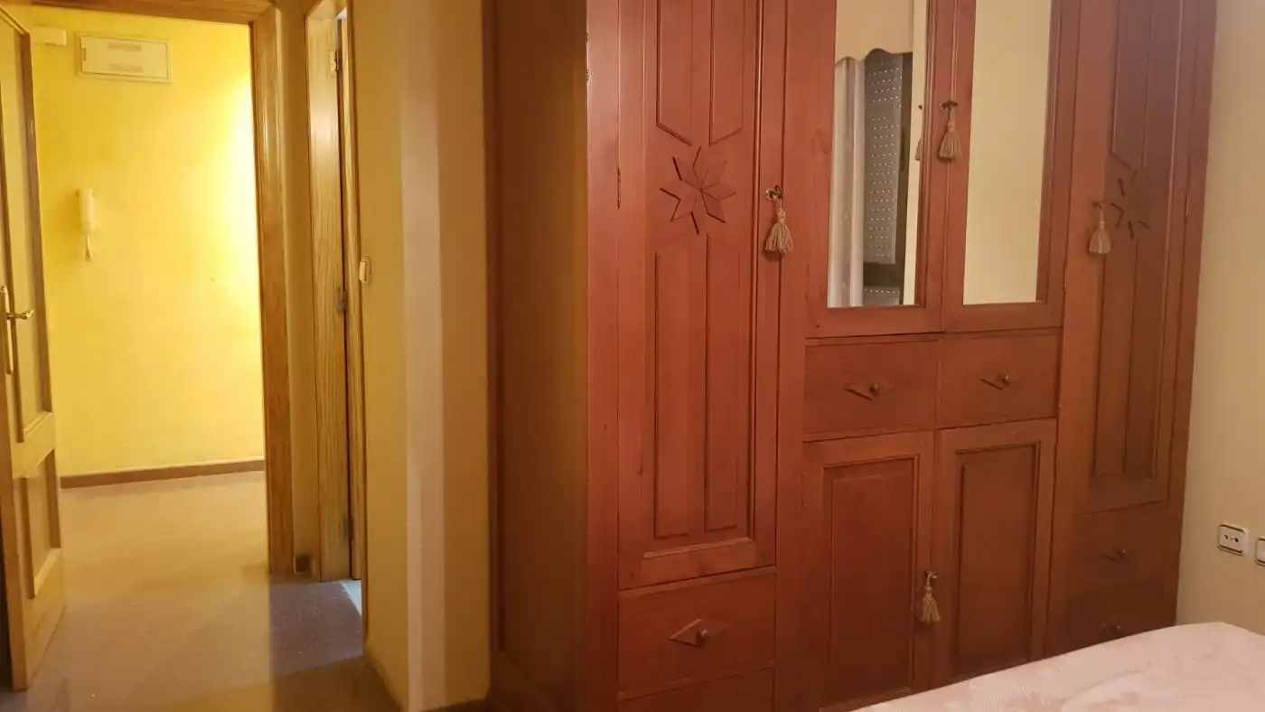 Dormitori de Pis en venda en Elche / Elx amb Terrassa i Balcó