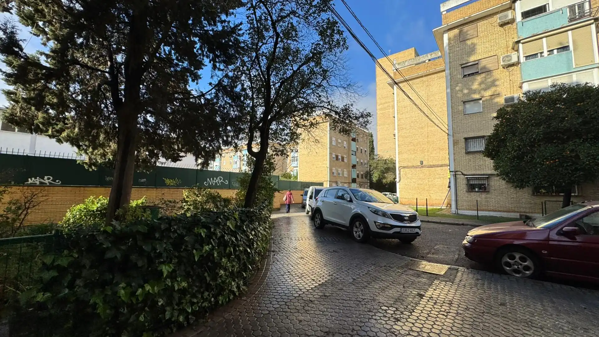 Exterior view of Flat for sale in  Sevilla Capital