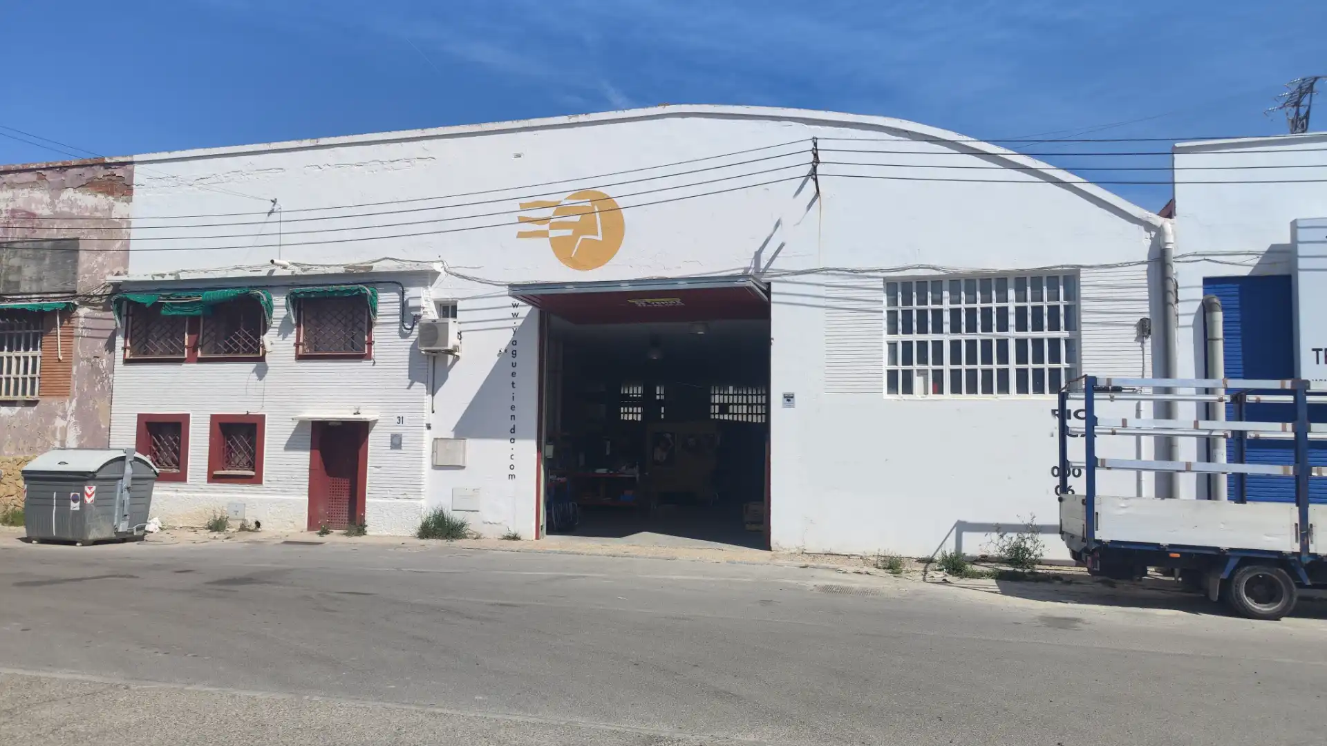 Nau industrial en venda a Polígono Pignatelli 27D, imagen 2