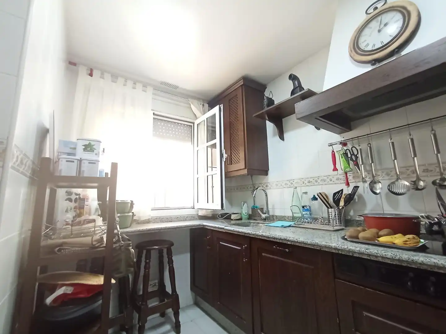 Cocina de Dúplex en venta en Dos Hermanas con Aire acondicionado, Terraza y Balcón