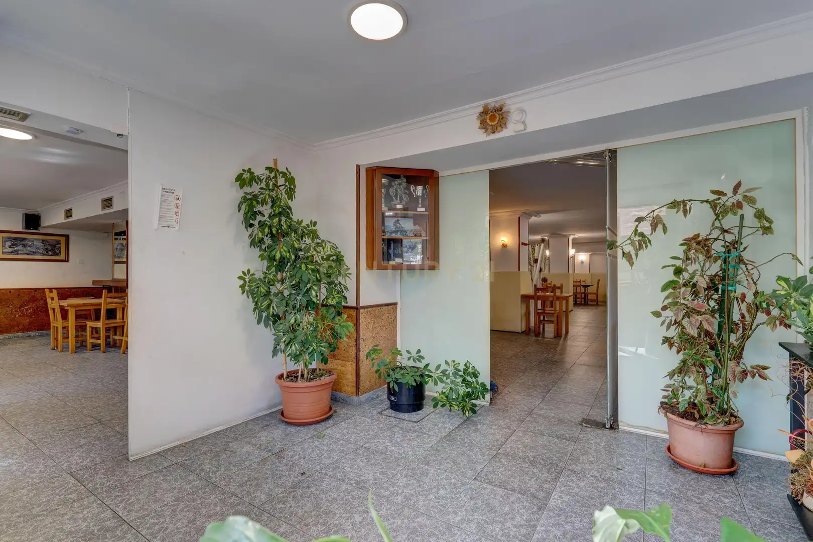 Commercial properties for sale in Deba  with Air Conditioner