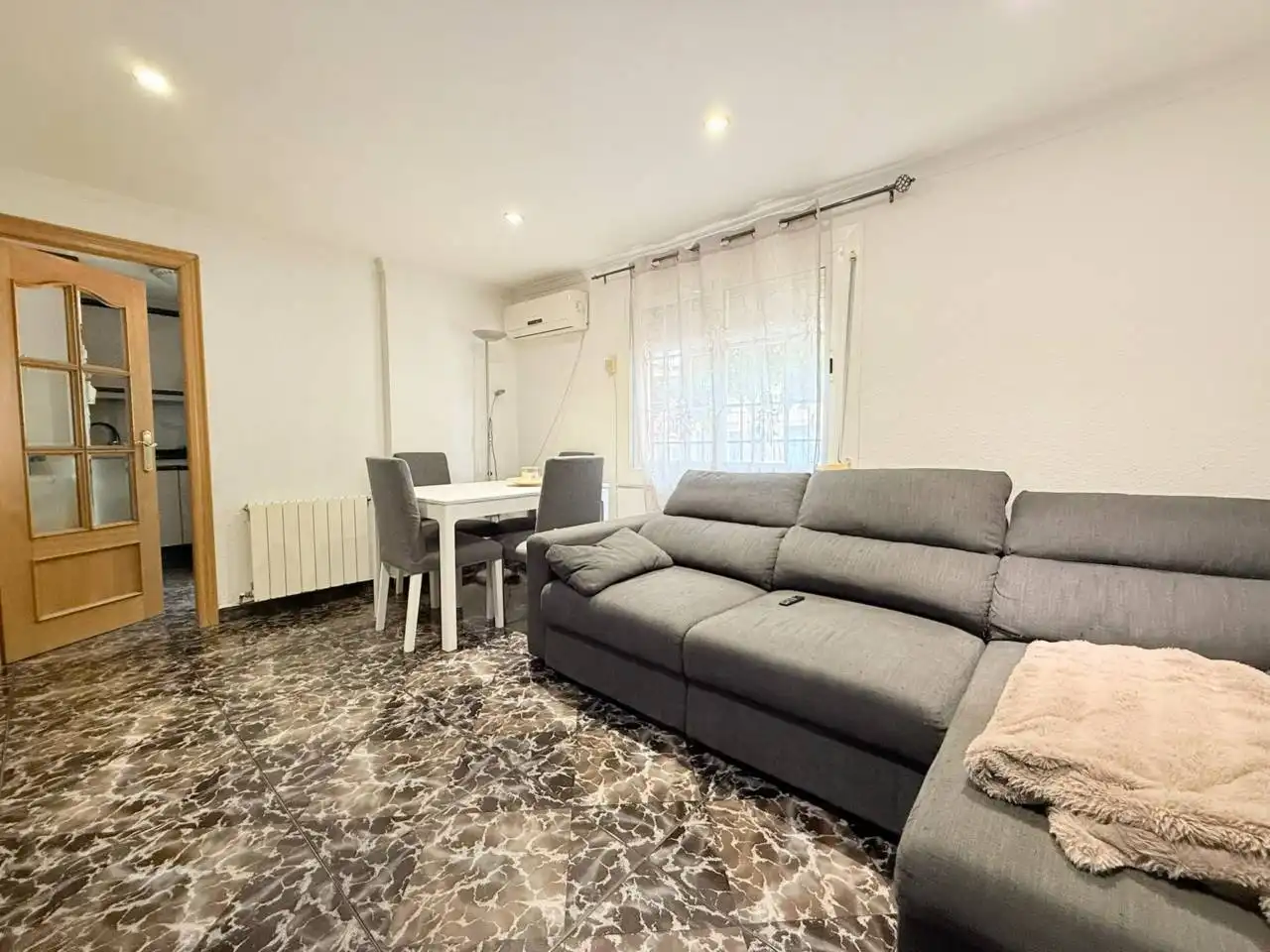 Wohnzimmer von Wohnung zum Verkauf in Sant Celoni mit Klimaanlage und Heizung