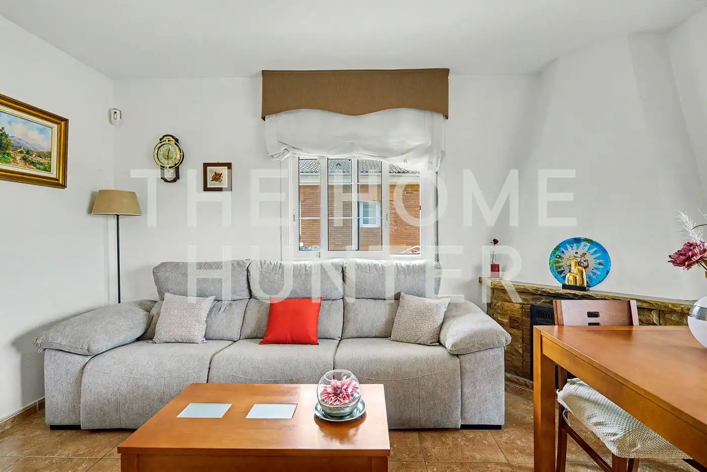 Living room of Houses for sale in Barcelona  with Air Conditioner, Heating and Private garden
