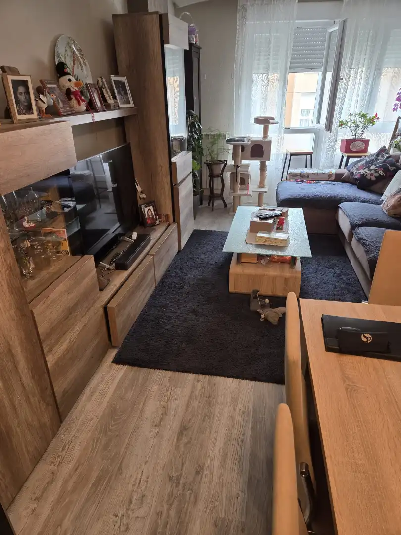 Sala d'estar de Pis en venda en Oviedo  amb Calefacció, Terrassa i Traster