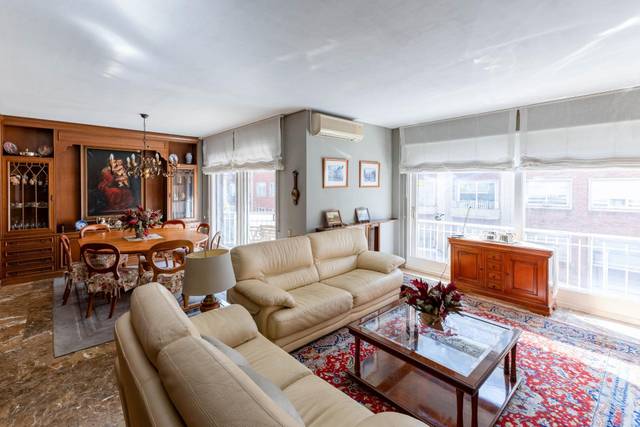 Piso en Venta en  BALMES en El Putget i el Farró