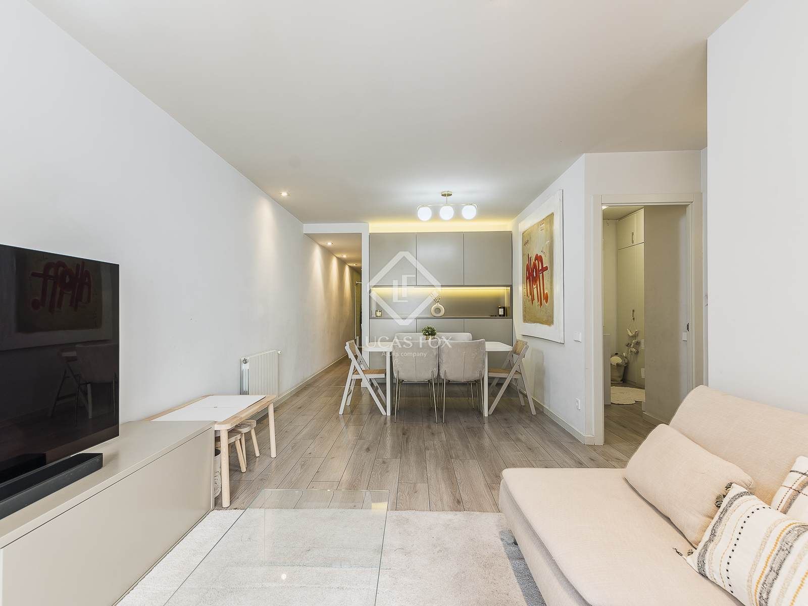 Sala d'estar de Pis en venda en  Barcelona Capital amb Aire condicionat, Parquet i Balcó