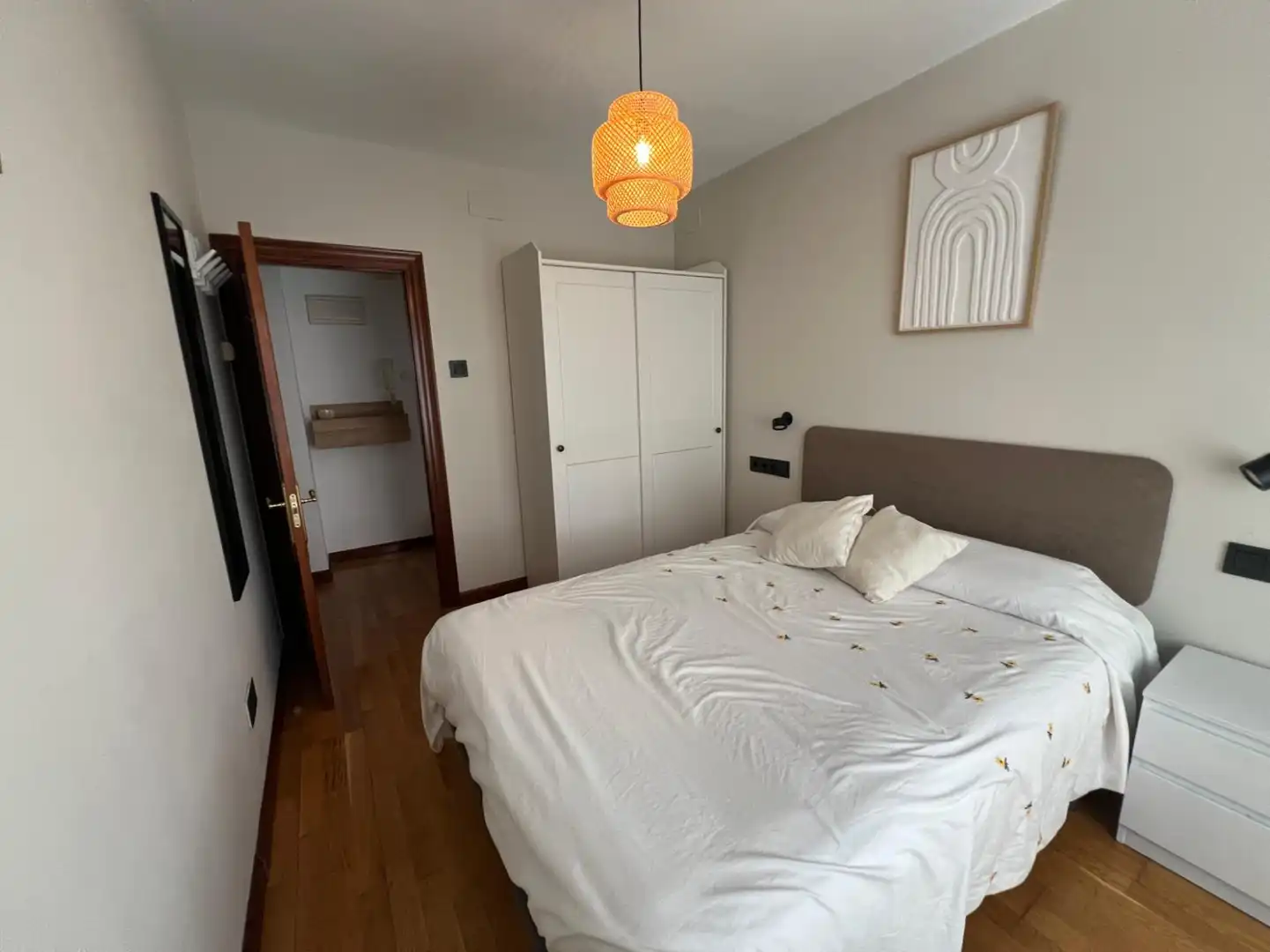 Flat for rent in Conde del Real Agrado, Barrio del Centro