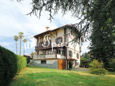 Casa con balcone in vendita a Irun - Reina Fabiola