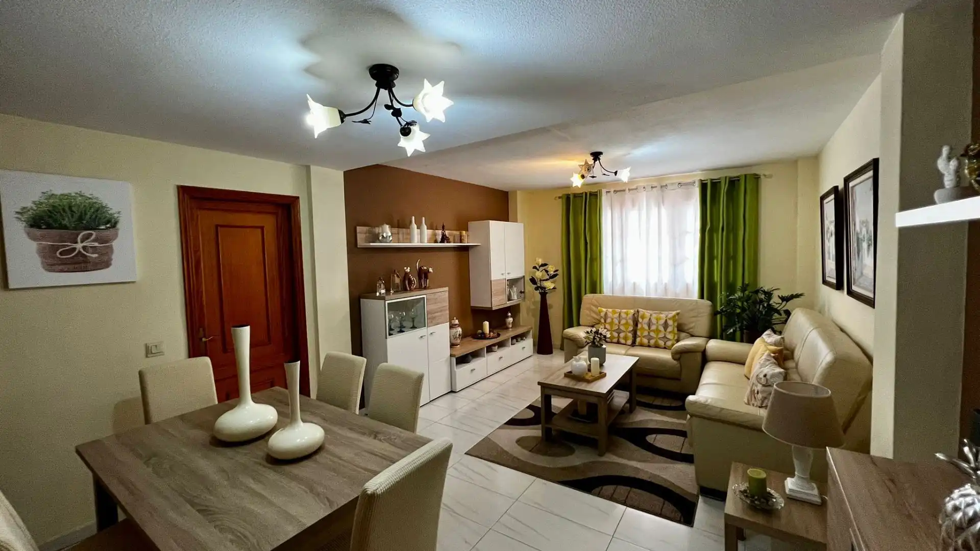 Sala de estar de Piso en venta en Adeje con Calefacción y Amueblado