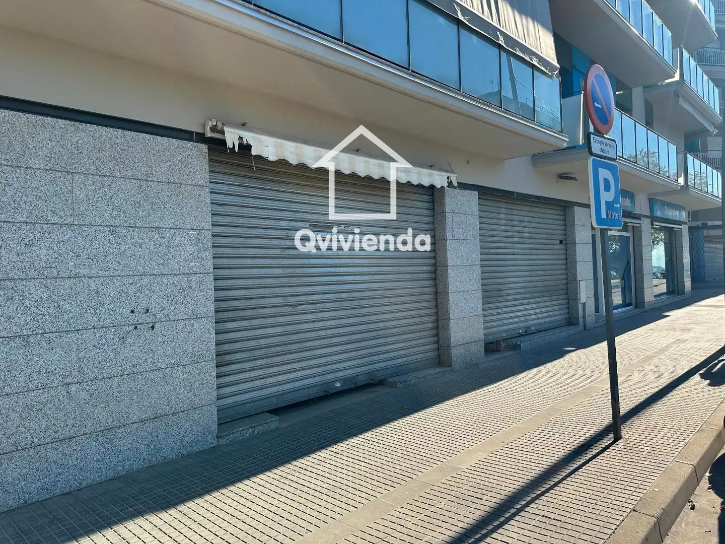 Local comercial de lloguer a Lluis Companys