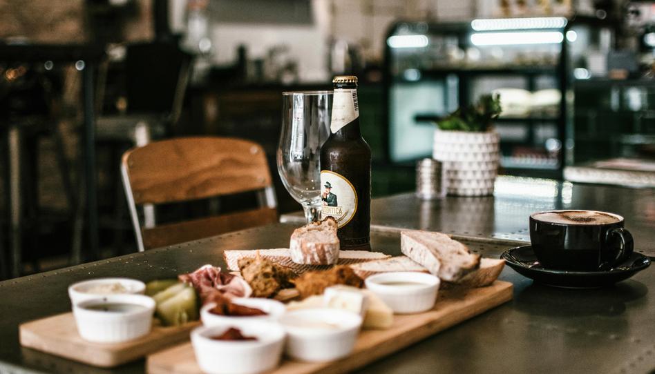 Photo 1 of Premises to rent in Almagro, Madrid