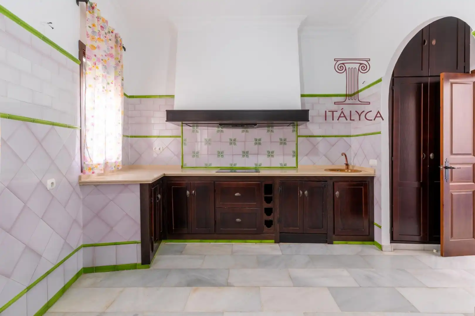 Cocina de Casa o chalet en venta en Aznalcázar con Aire acondicionado y Balcón