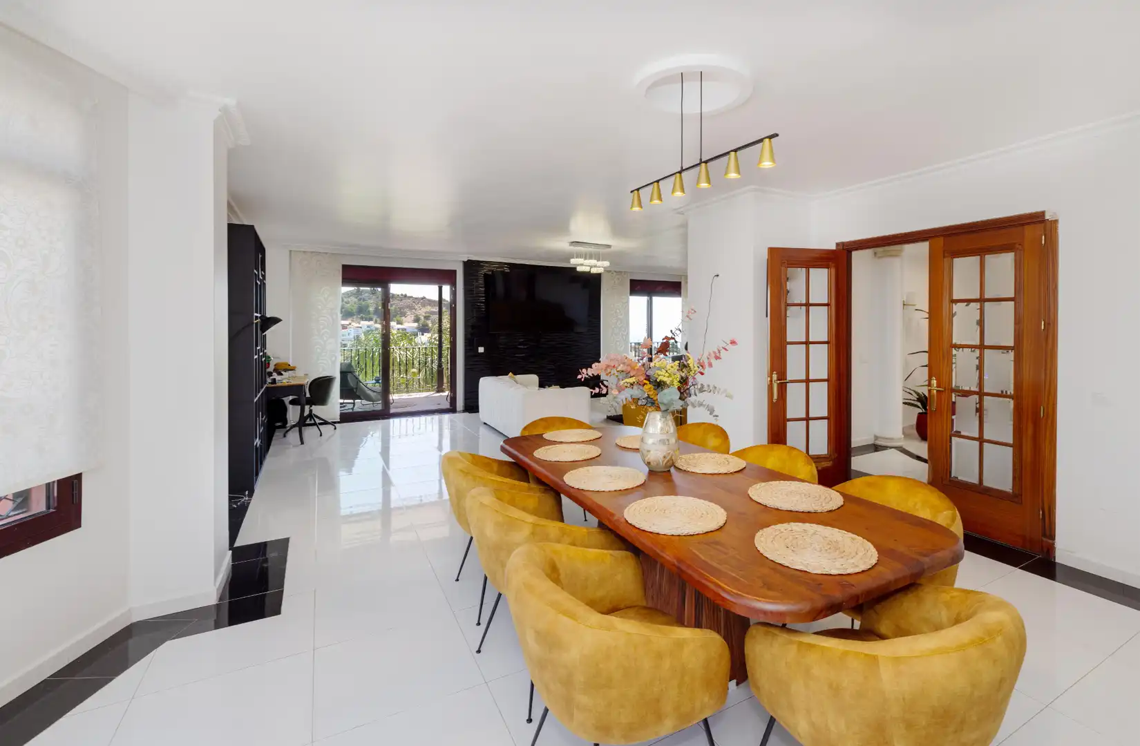 Esszimmer von Haus oder Chalet zum Verkauf in Málaga mit Klimaanlage, Heizung und Privatgarten
