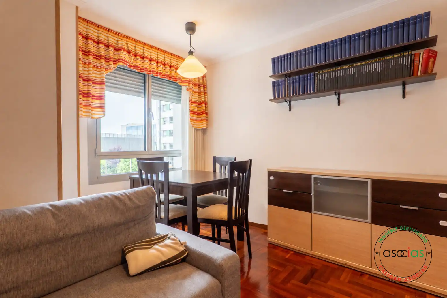 Sala de estar de Piso en venta en Gijón  con Calefacción, Parquet y Terraza