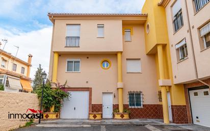 Exterior view of Single-family semi-detached for sale in Ogíjares  with Heating, Parquet flooring and Terrace