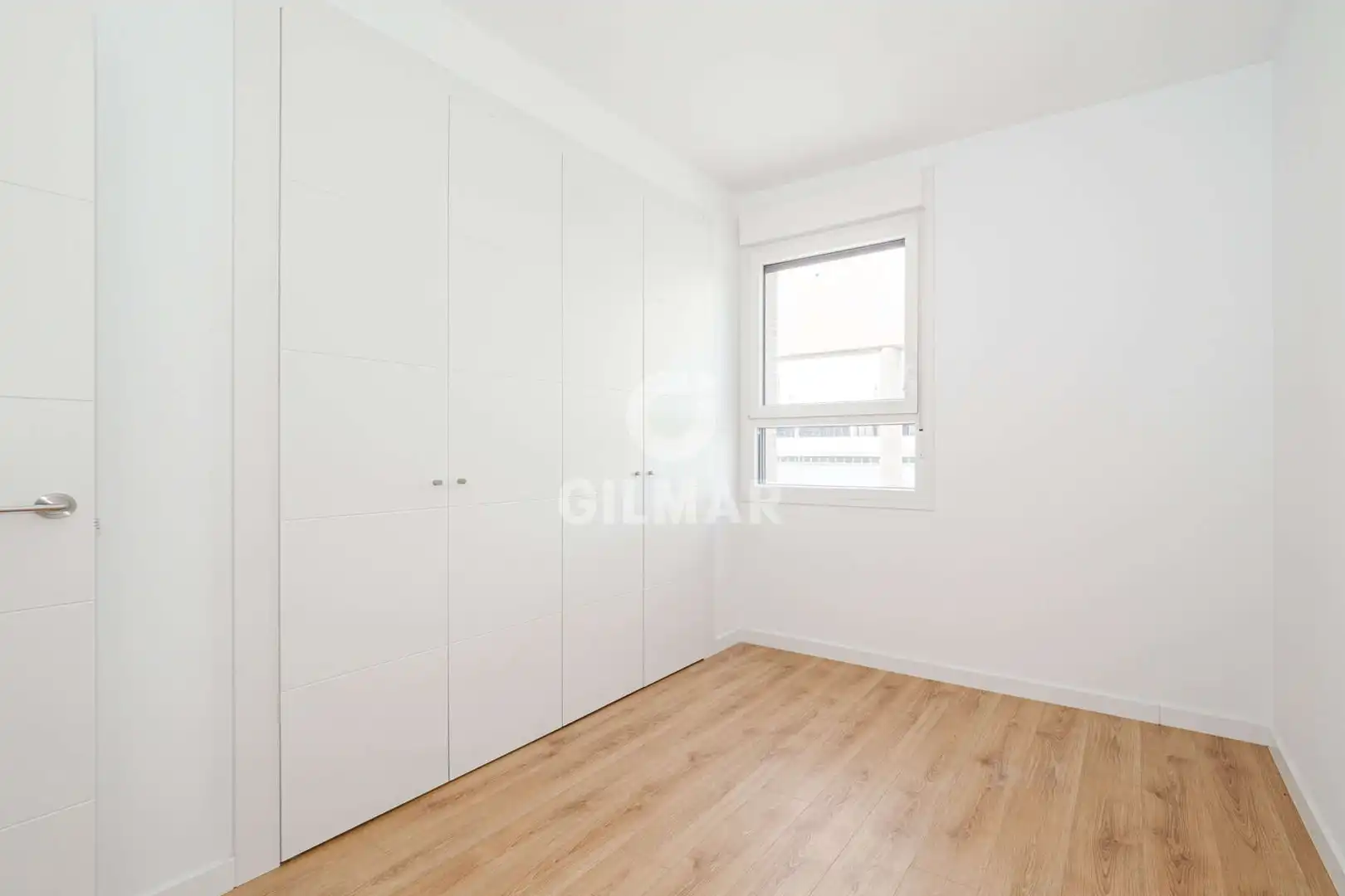 Habitación de Ático en venta en Sevilla con Calefacción, Jardín privado y Piscina