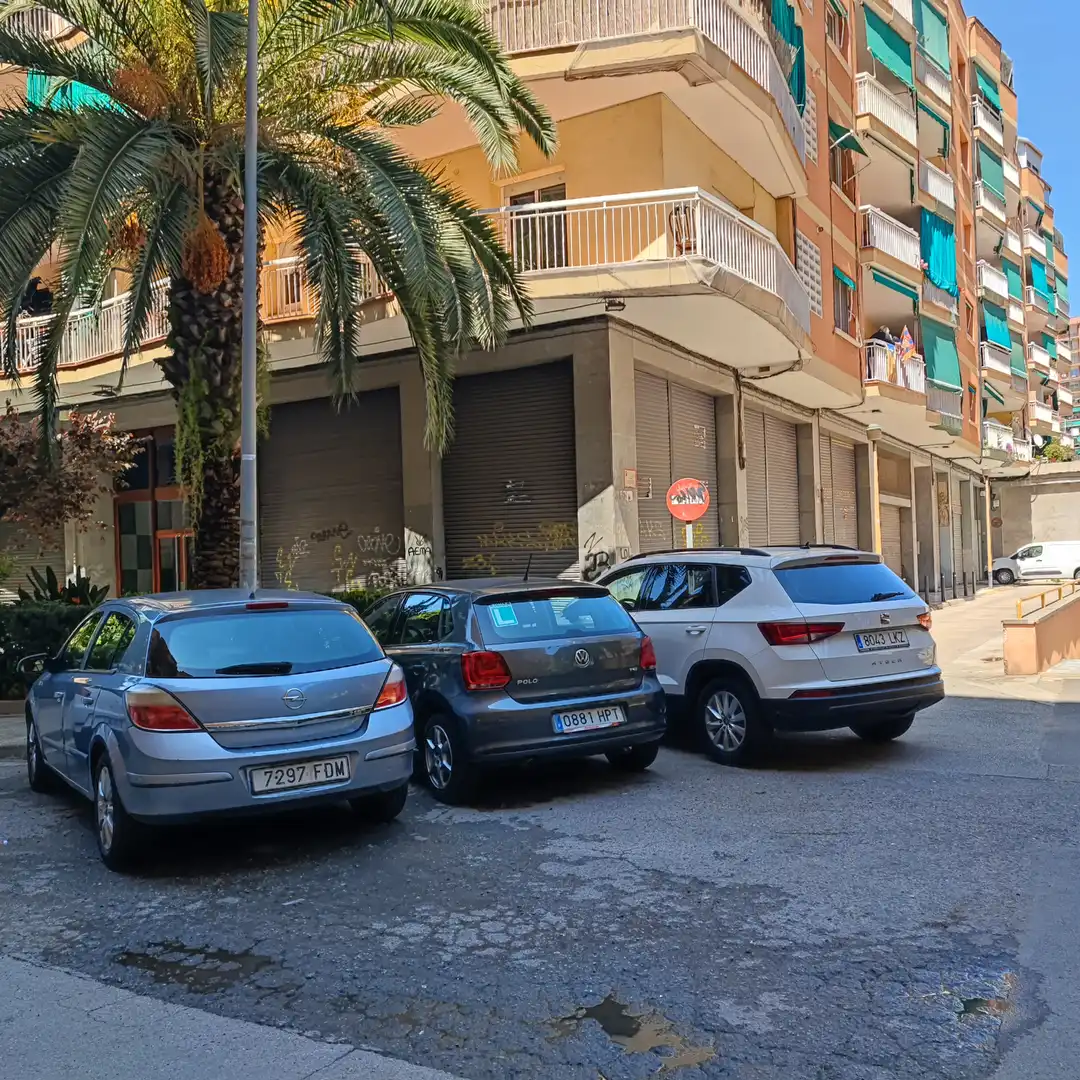 Parkplatz von Lagerraum zur Miete in Badalona