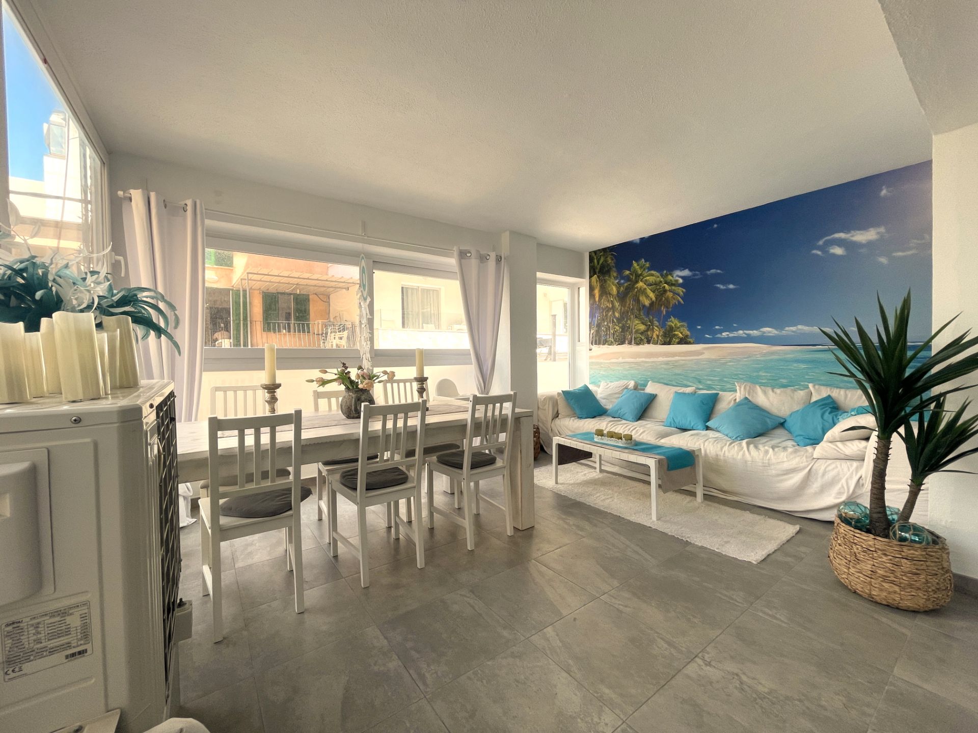 Living room of Apartments for sale in Llucmajor  with Air Conditioner, Terrace and Furnished