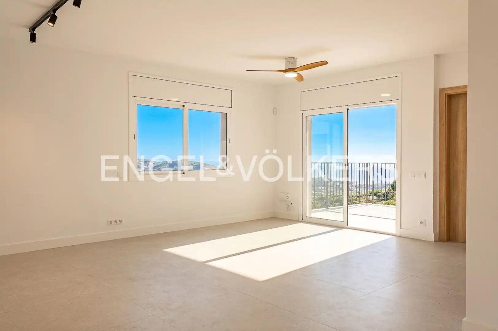 Casa amb terrassa en venda a Sant Cebrià de Vallalta, imagen 5
