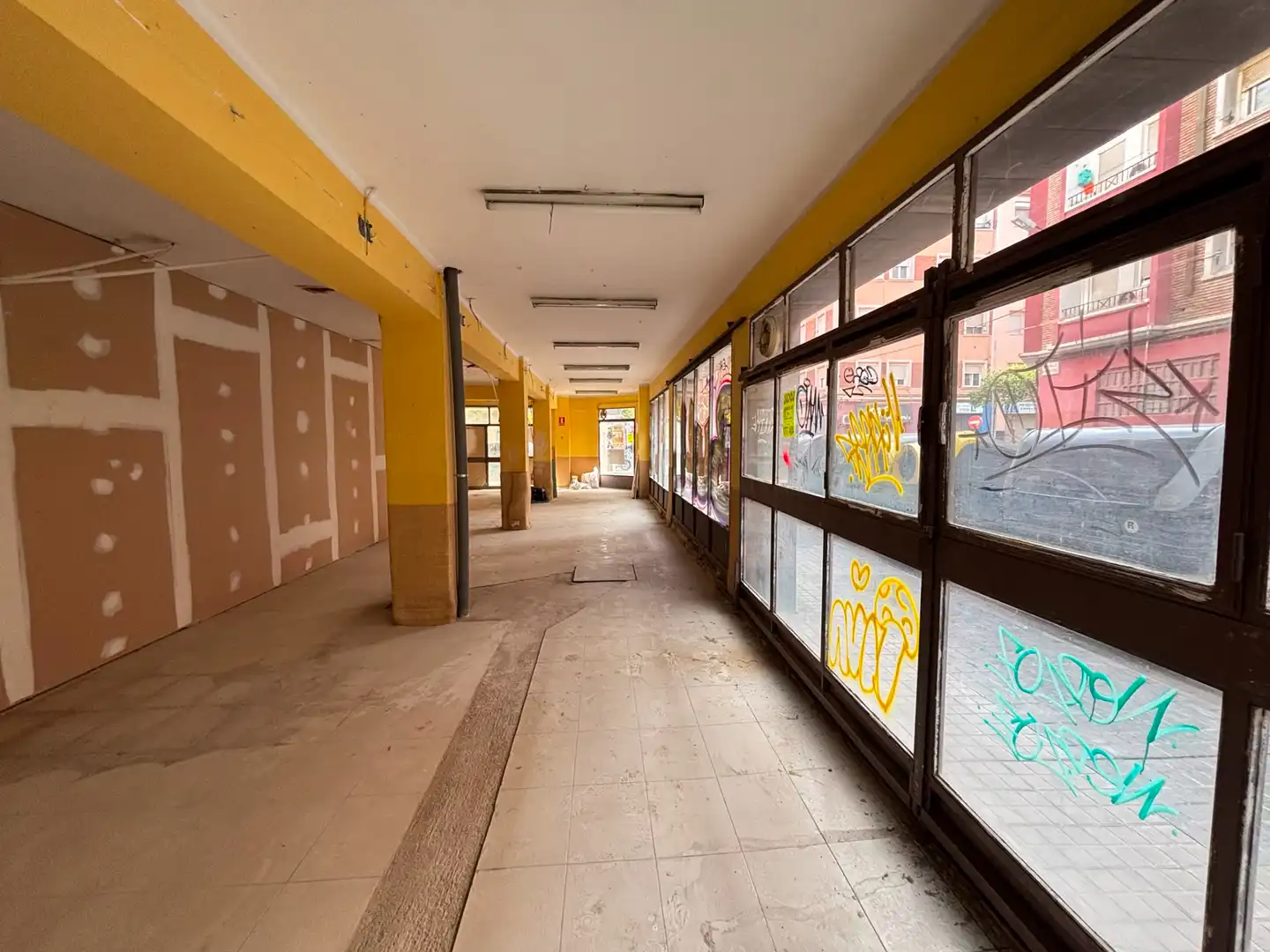 Local de alquiler en Zaragoza