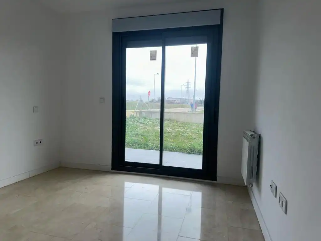 Habitación de Casa o chalet en venta en Arroyo de la Encomienda con Jardín privado y Piscina