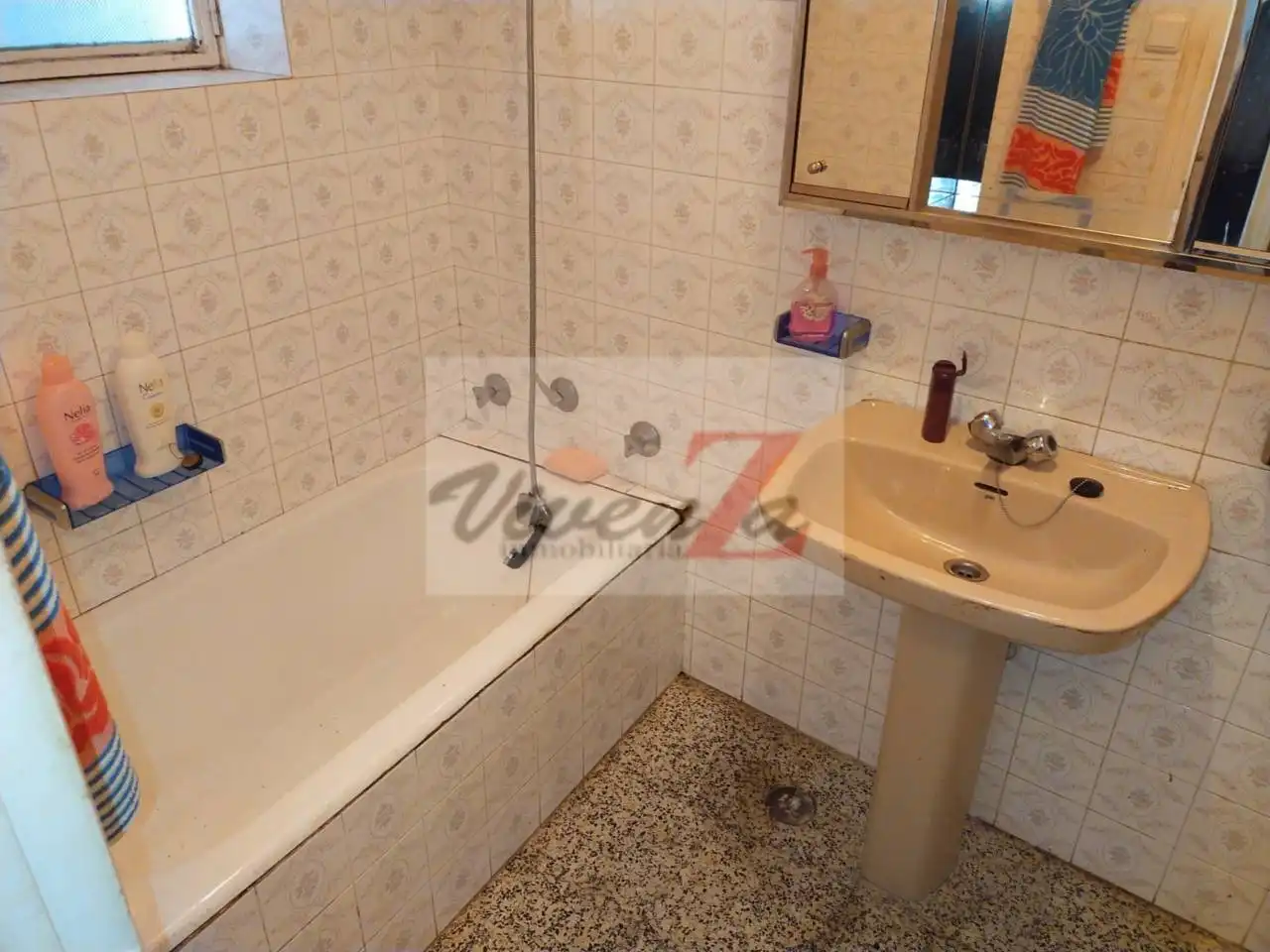 Bany de Casa o xalet en venda en Zamora Capital  amb Terrassa i Moblat