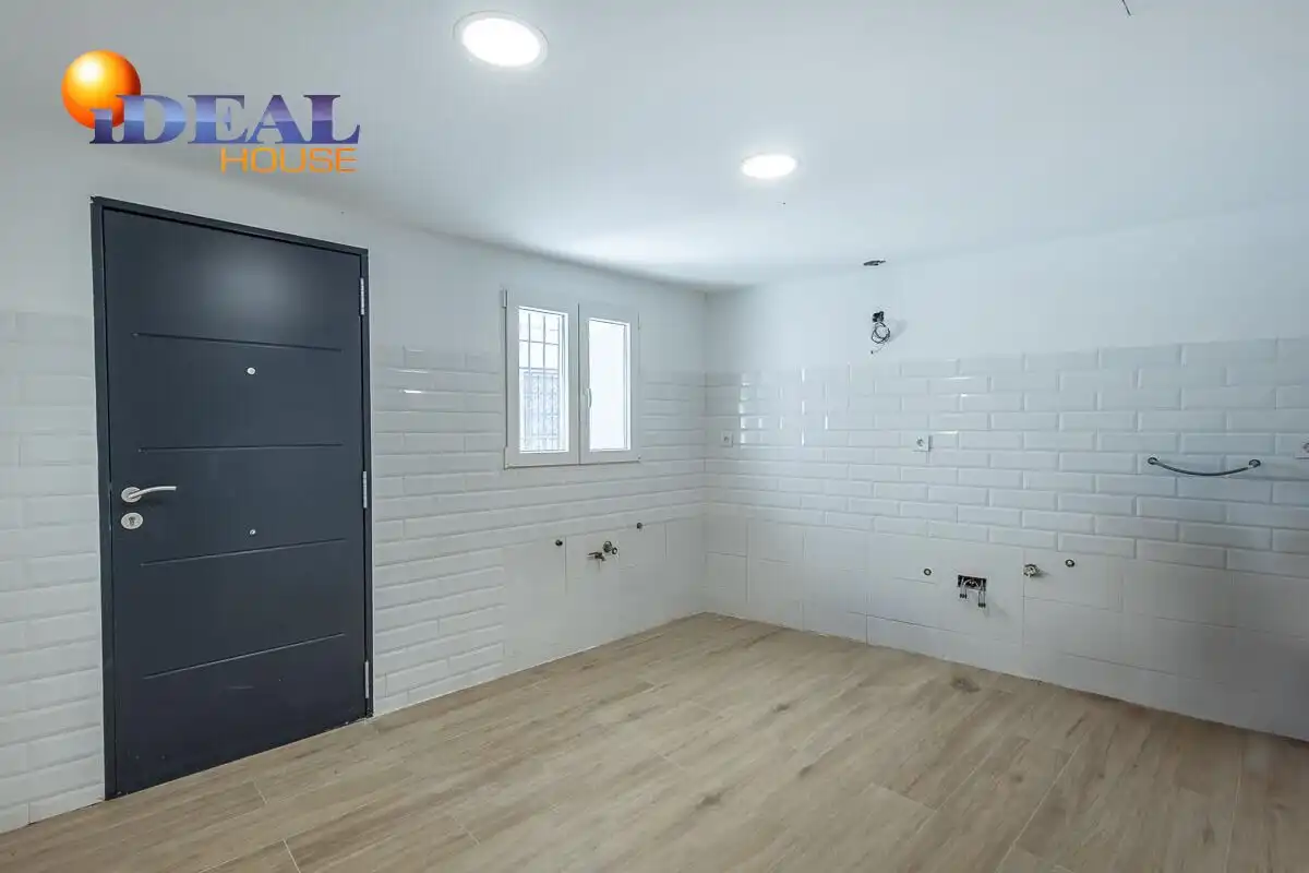 Adosado con terraza en venta en ACERA SOL(ROM) 7, imagen 9