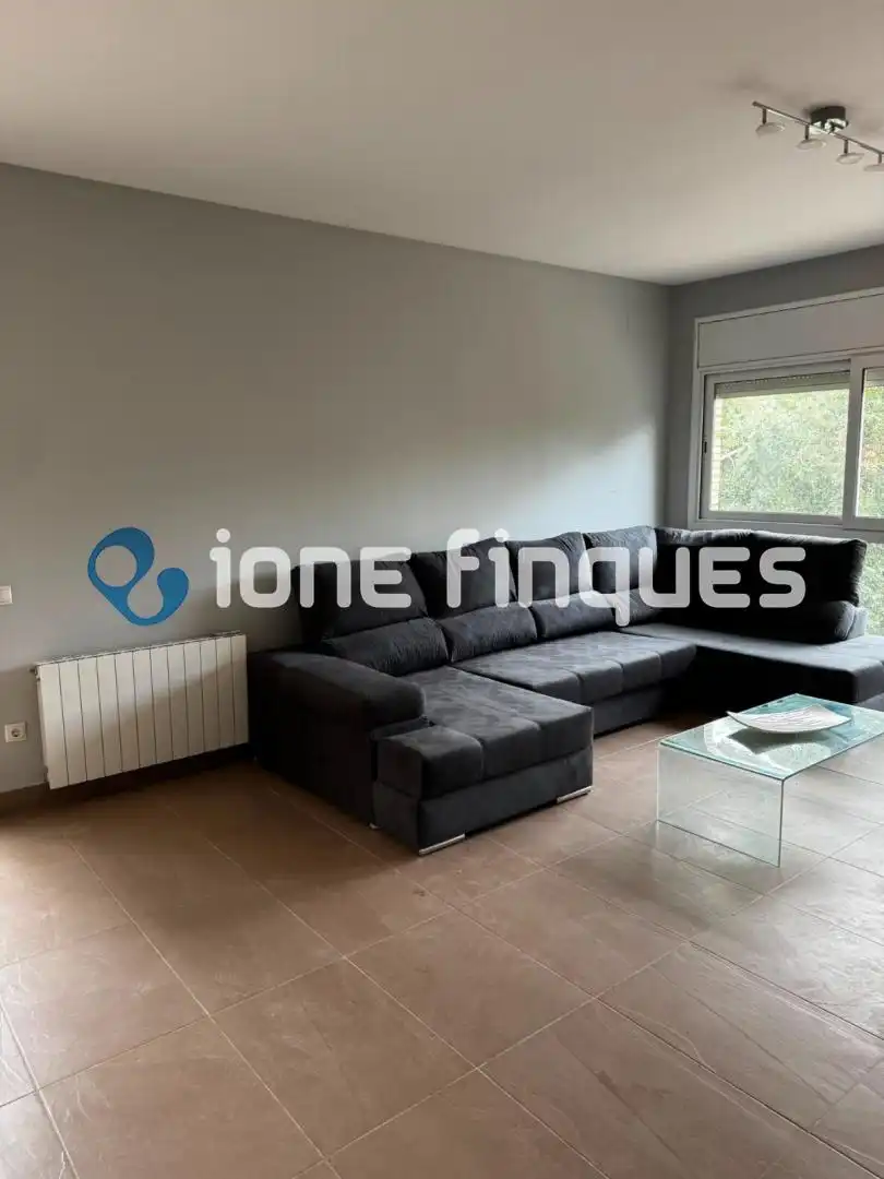 Sala de estar de Casa o chalet en venta en Rubí con Calefacción, Terraza y Piscina