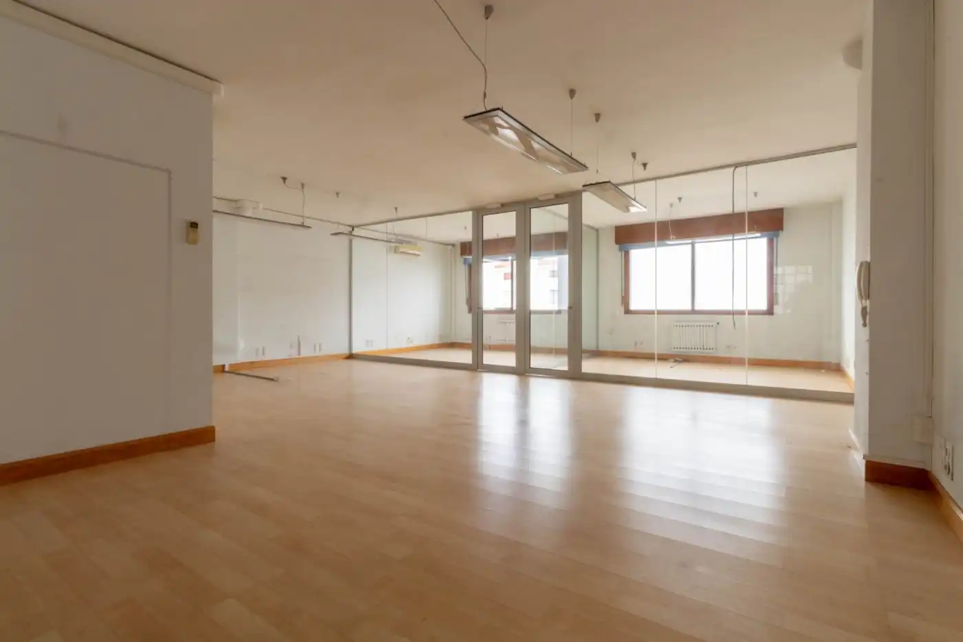 Office space with lift for sale in Calle Rodriguez Arias 71 bis, imagen 3