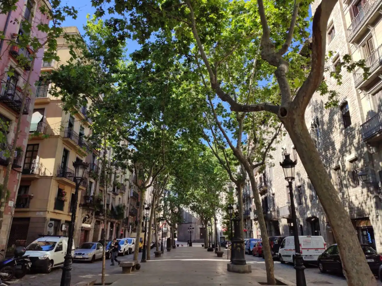 Außenansicht von Garage zur Miete in Barcelona