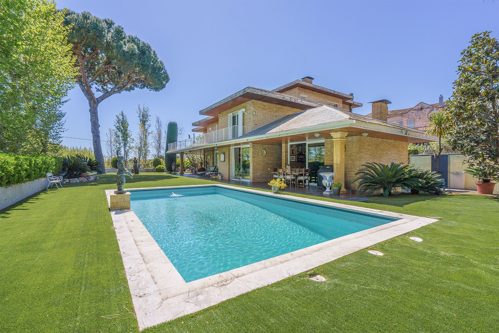 House or chalet for sale in Tiana