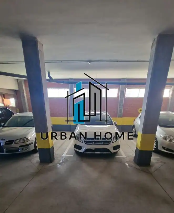 Parking of Flat for sale in Villaquilambre, León