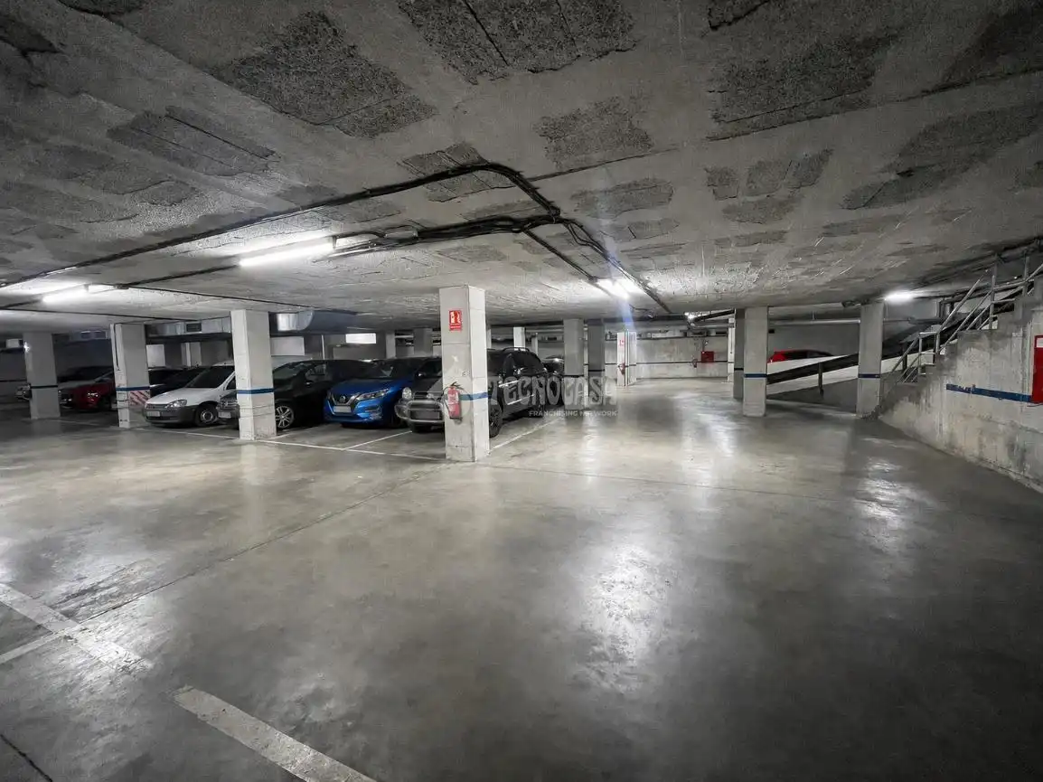 Parkplatz von Garage zum Verkauf in Barcelona