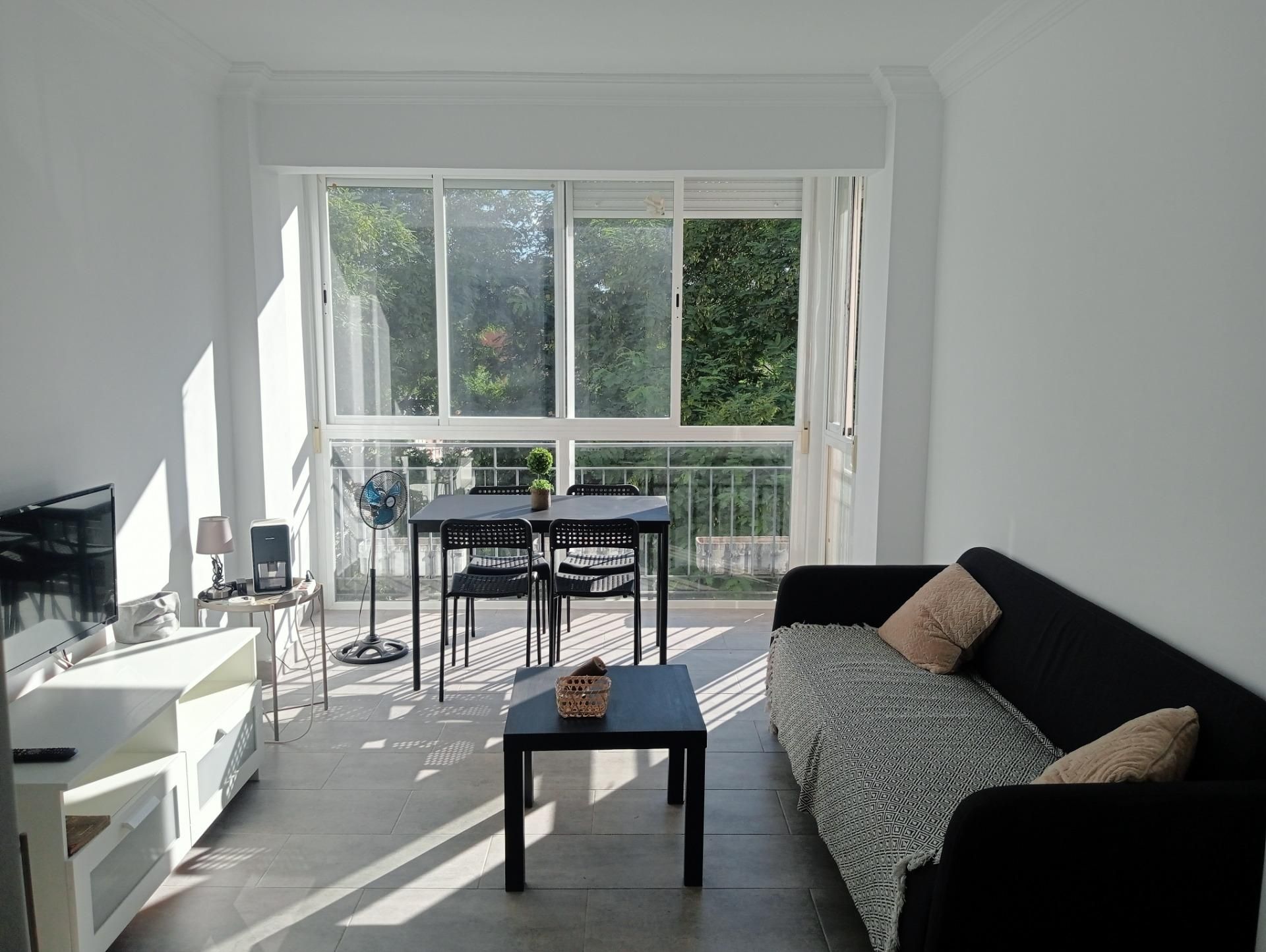 Living room of Flat to rent in  Sevilla Capital  with Air Conditioner