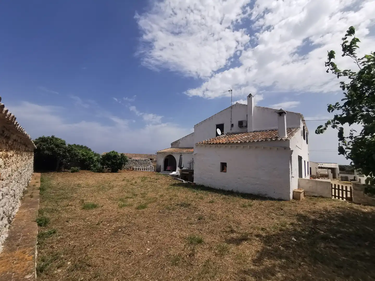 Außenansicht von Country house zum Verkauf in Maó - Mahón mit Klimaanlage, Privatgarten und Abstellraum