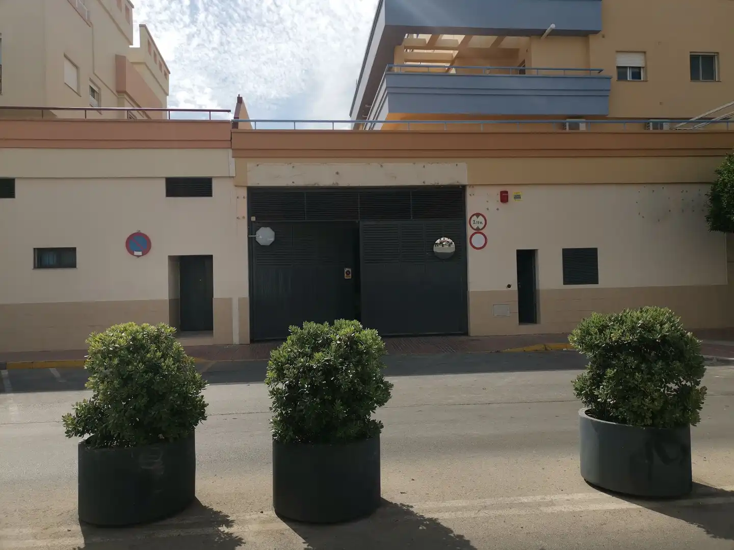 Vista exterior de Local de alquiler en Rota