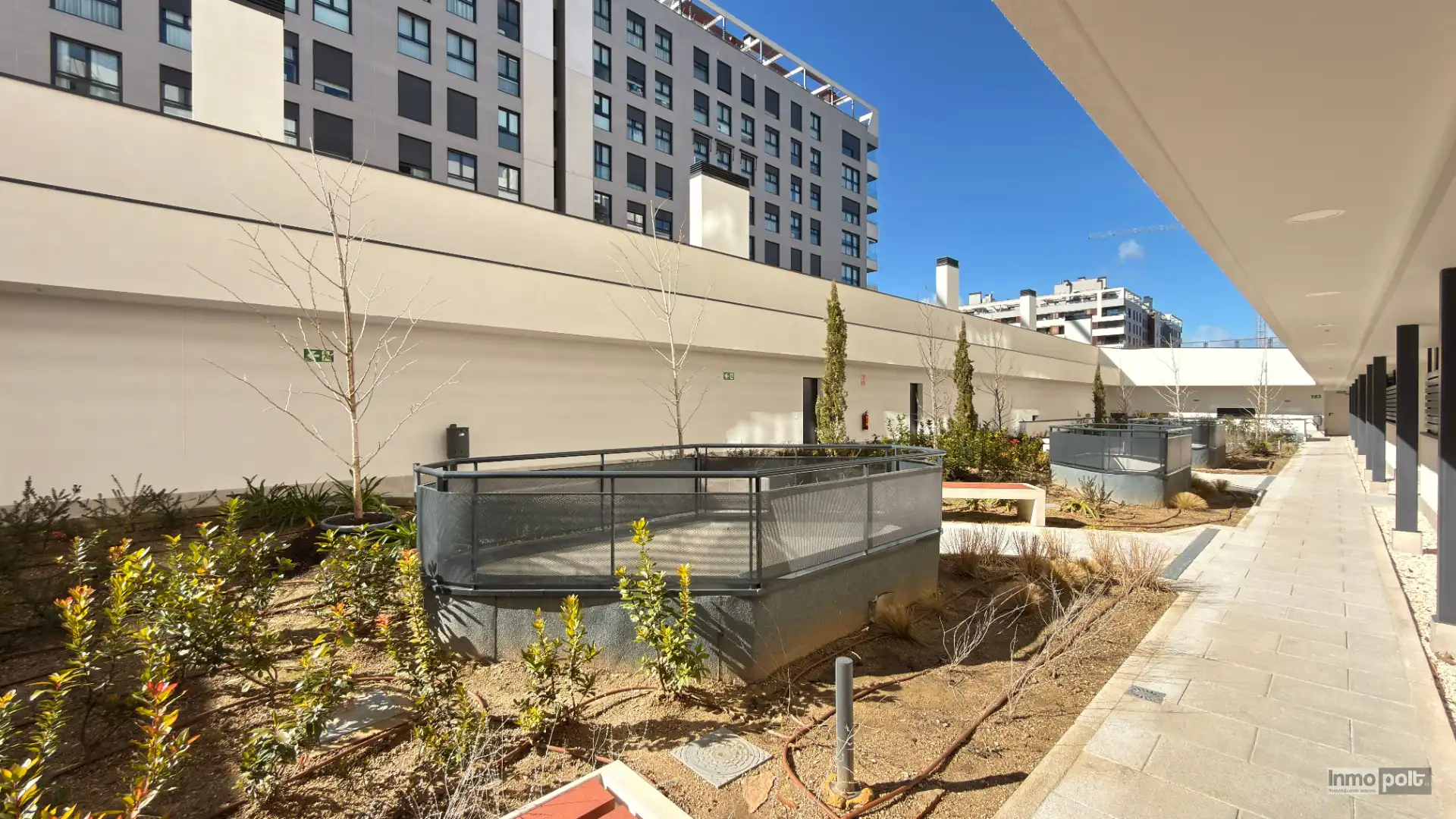Vista exterior de Apartamento de alquiler en Tres Cantos con Aire acondicionado, Calefacción y Terraza