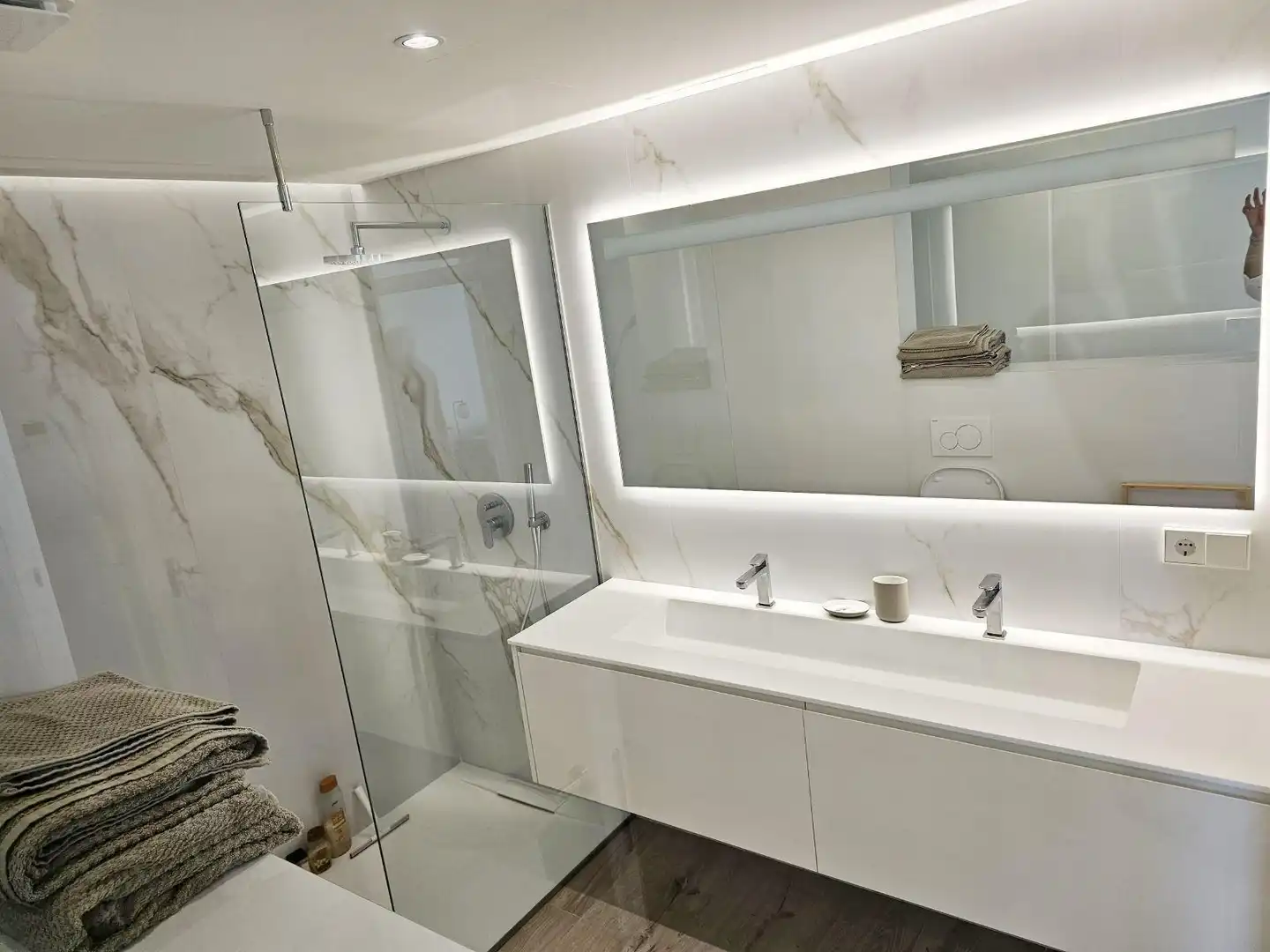 Badezimmer von Wohnungen zur Miete in Pedreguer mit Klimaanlage, Heizung und Privatgarten
