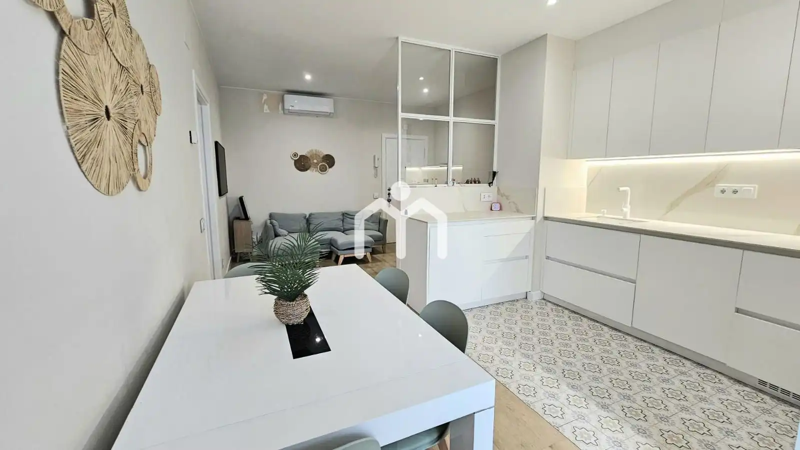 Sala de estar de Piso en venta en Badalona con Aire acondicionado, Calefacción y Parquet