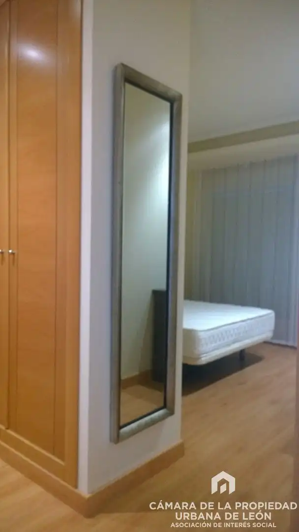 Bedroom of Flat for rent in León Capital   with Heating, Terrace and Furnished
