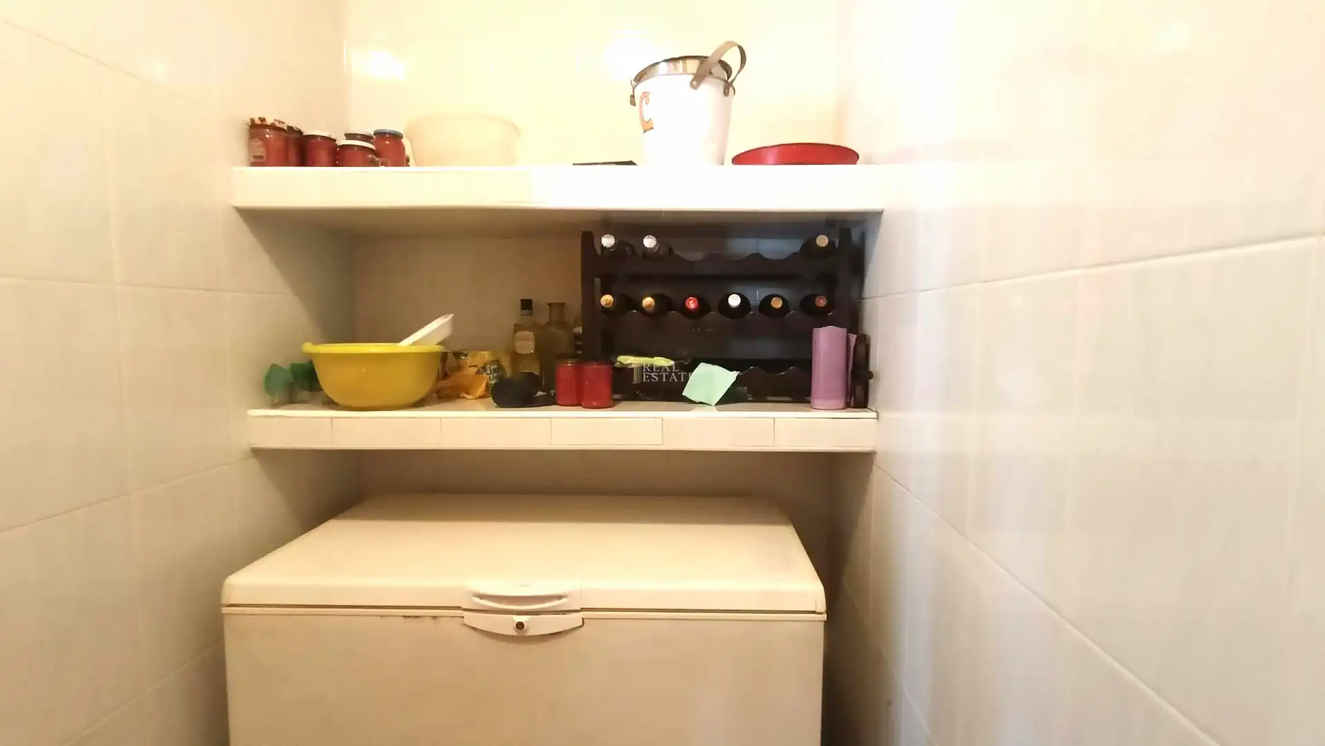 Küche von Wohnung zum Verkauf in Elche / Elx mit Klimaanlage, Abstellraum und Schwimmbad