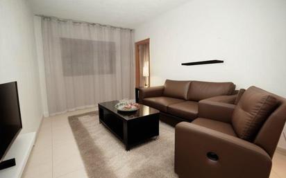 Living room of Flat for sale in  Barcelona Capital  with Balcony